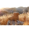 Материалы и технологии UGG: Почему сапоги так удобны и теплые?