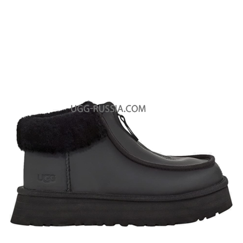 UGG Funkette Platform Boots Black