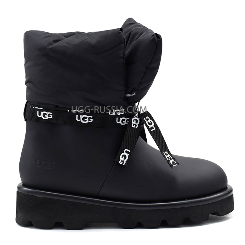 UGG Moon Boot Black
