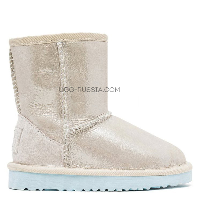 UGG KIDS Classic Short I Do