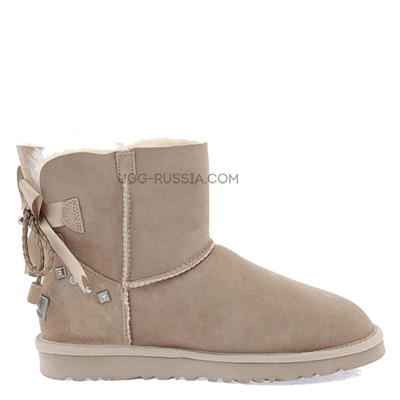 UGG Mini Bailey Braid Sand