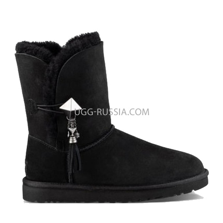 UGG Bailey Button Lilou Black