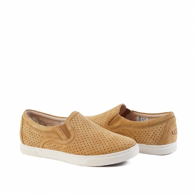 Adley Perf Chestnut