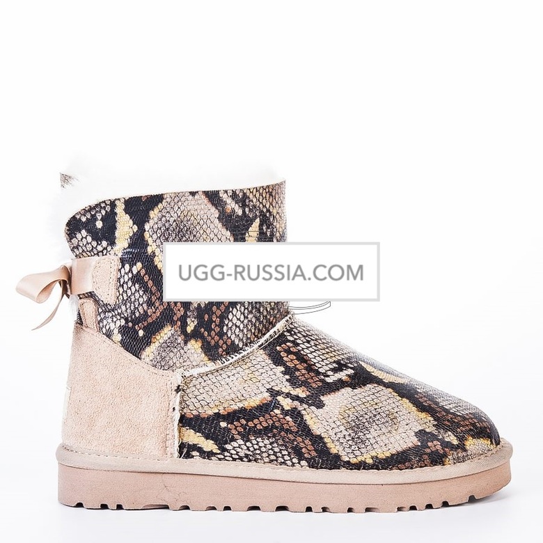UGG Mini Bailey Bow Snake Sand